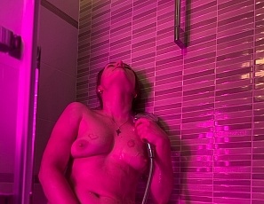 020724_between_the_scenes_mira_masturbating_white_showering_aesthetic_pink