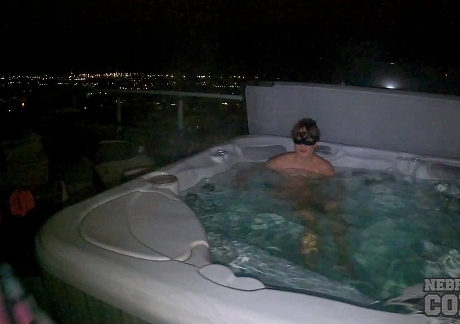 020123_snowy_night_miss_pussycat_with_rebeka_ruby_underwater_dildo_jacuzzi_lesbian_bangout