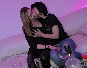 021821_hot_aesthetic_vibes_bleika_and_alex_using_dildos_on_eachother_hot_lesbian_mutual_masturbation_sex