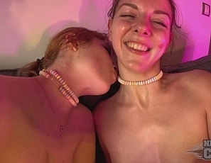 030524_lily_mays_and_rebeka_ruby_try_kinky_doll_masturbation_while_on_vacation
