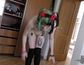 030619_goth_18yo_model_andy_teen_sucking_lucky_cameraman_off_after_masturbating_with_a_big_dildo_handjob_cumshot