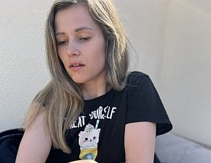 031324_wake_up_and_masturbate_josie_on_sunny_morning_terrace_outdoor_jilling_with_dildo