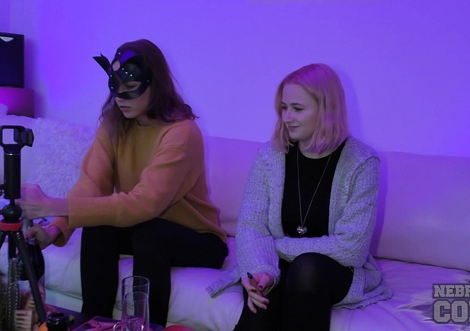 031921_vaping_hot_girls_miss_pussycat_and_layla_then_dildo_fucking_until_orgasm_aesthetic_vibes