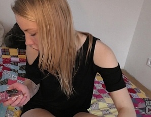 040717_sexy_19yo_sarah_has_a_tiny_fit_body_and_loves_using_her_rabbit_vibrating_dildo_on_her_tight_teen_pussy
