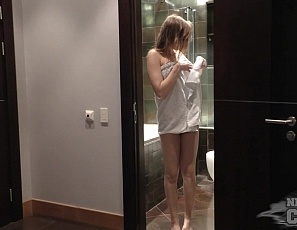 050216_candice_gets_out_of_the_shower_and_privately_masturbates_with_a_dildo_pussy_in_a_mirror_fly_on_the_wall