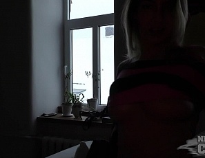 072417_white_casting_couch_with_19yo_angelica_stretching_her_pussy_with_big_glass_dildo_rfo