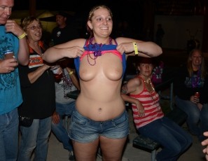 111913_conesville_iowa_biker_rally_amateur_contest